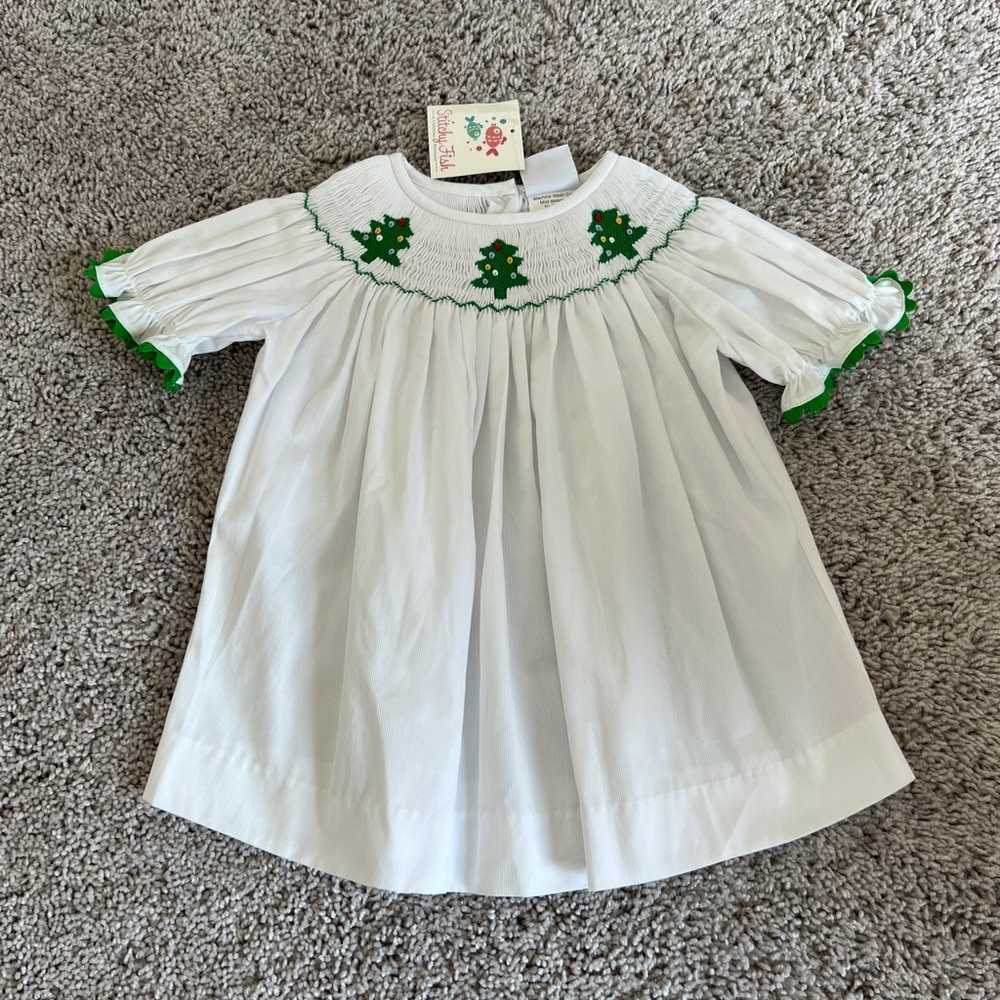 3T Stitchy Fish Christmas Tree Smocked Top